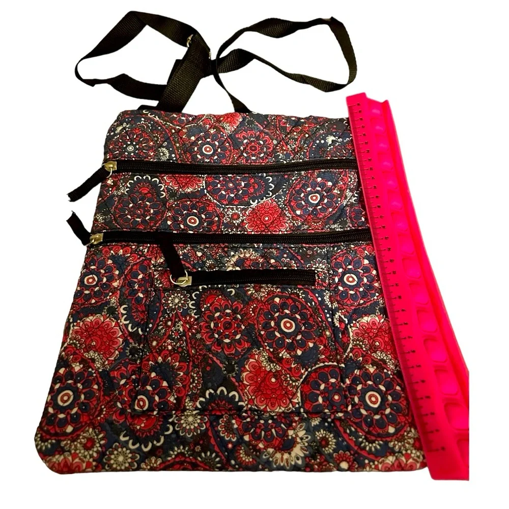 New Red, White & Blue crossbody bag with matching compact mirror. Never used. - Picture 3 of 4